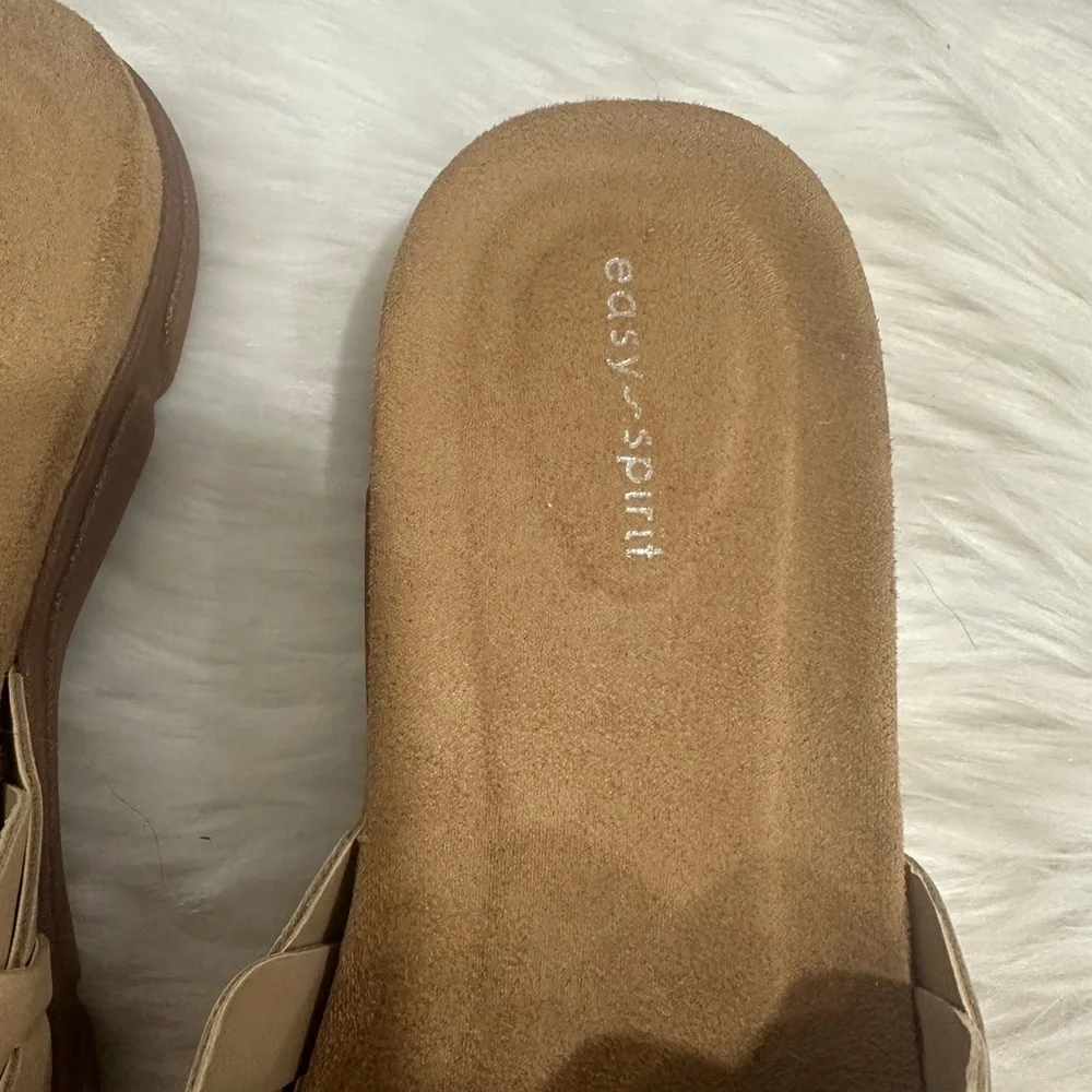 Easy Spirit size 6.5 Tan Woven Leather Sandals NEW